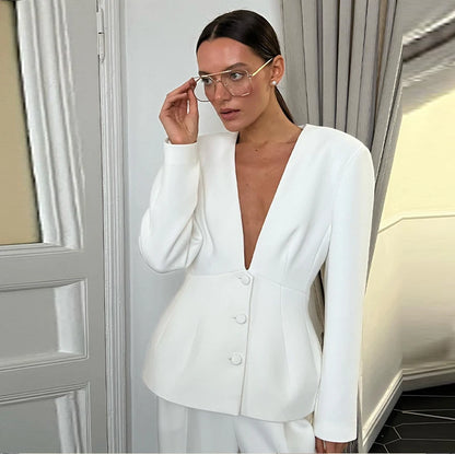 Alice- Ensemble Tailleur Blanc Élégant – Blazer Cintré et Pantalon Large